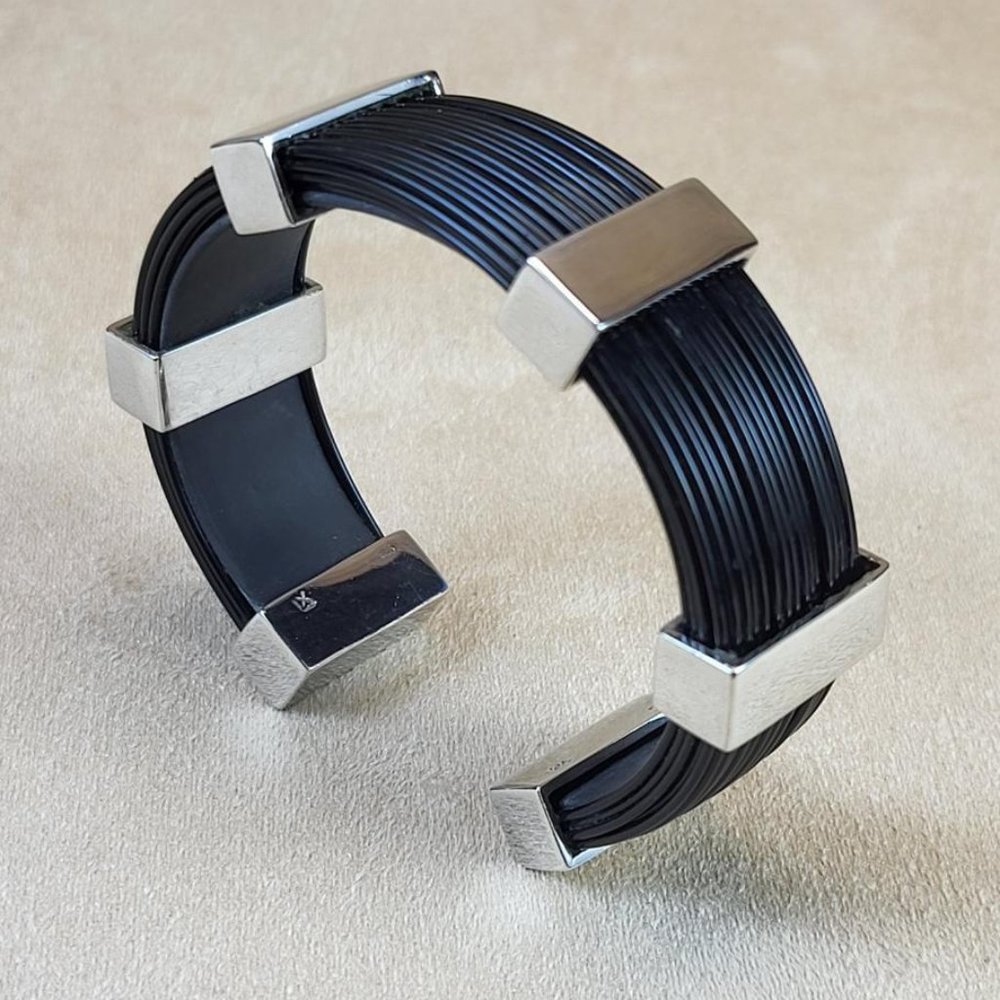 Stunning European Designer Cuff Bracelet - Sterling Silver, Resin & Rubber